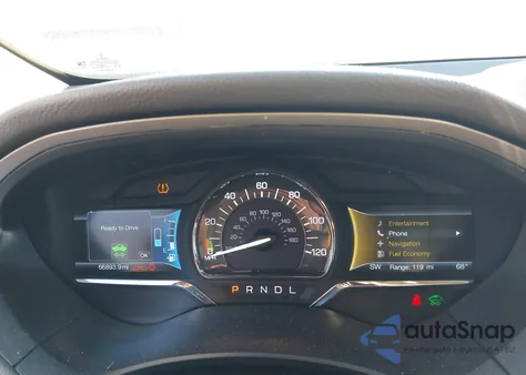 2017 Lincoln Mkz Hybrid Reserve z USA, uszkodzony, nr VIN 3LN6L5MU0HR631771